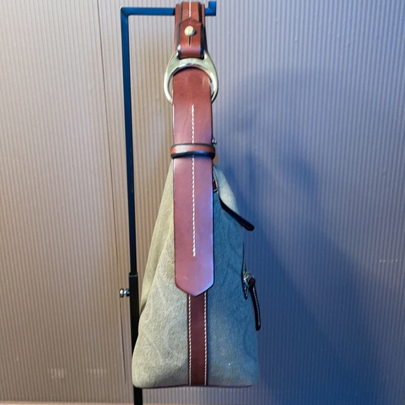 Dooney & bourke green purse with brown leather trim - Picture 3 of 16